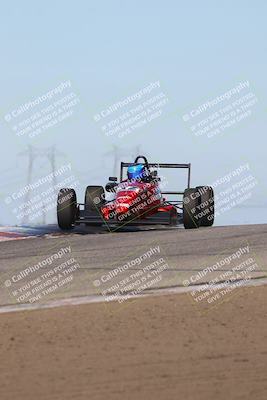 media/Oct-26-2025-CalClub SCCA (Sun) [[8ce1e69566]]/Group 3/Grapevine/